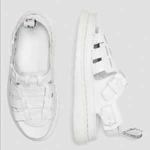 Dr. Martens 8092 Mono Leather Fisherman Sandals